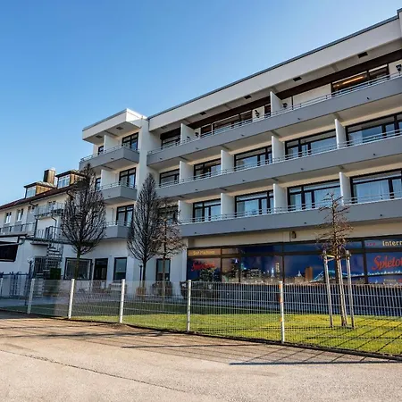 Lejlighed Huber Living Basic 208 *